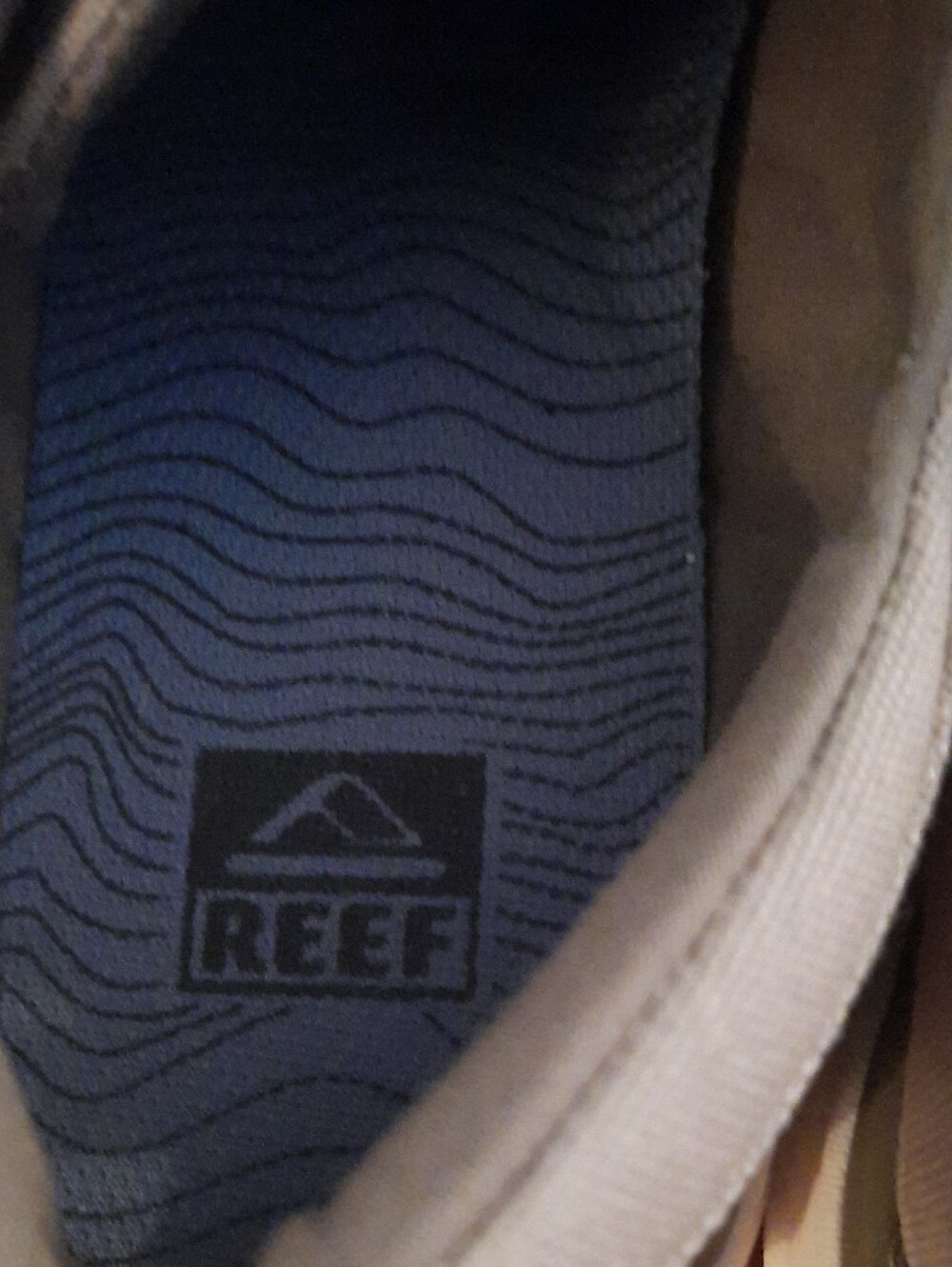 Sz 11 Reef Men's Lace-Up Canvas Sneakers in Tan Khaki Shoe Like New - Picture 2 of 4